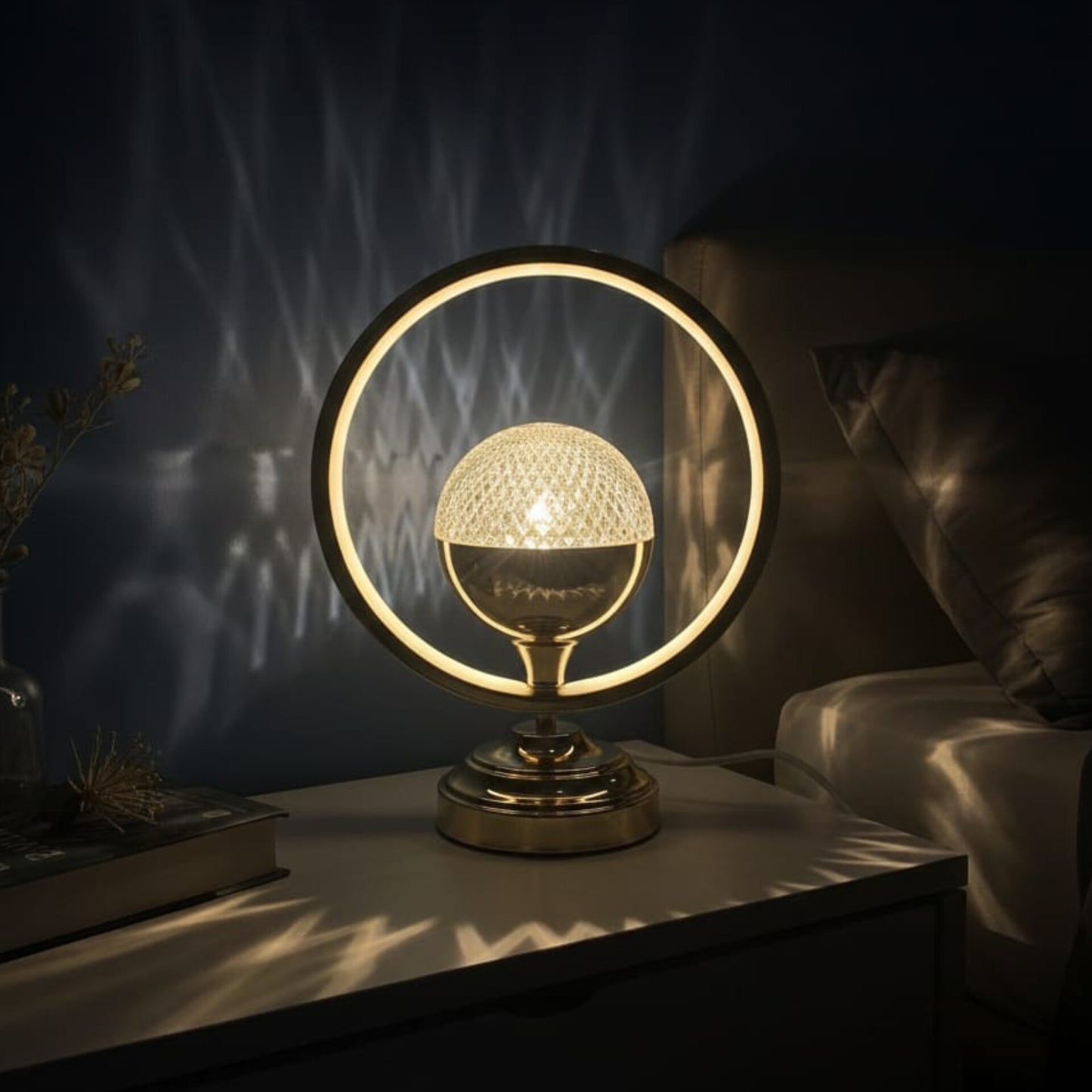 Round table lamp