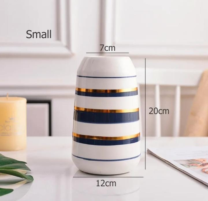 Ceramic flower vase