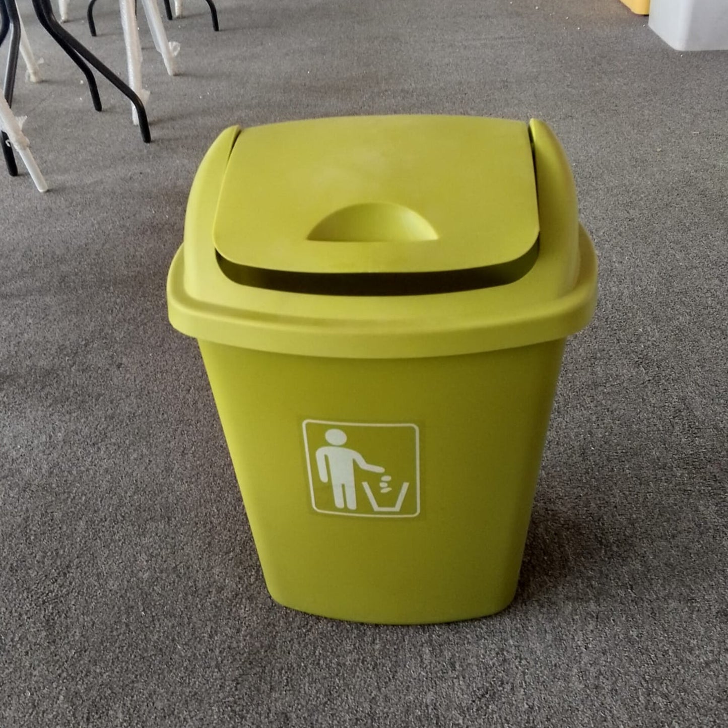 Plastic Swing Lid Waste Bin