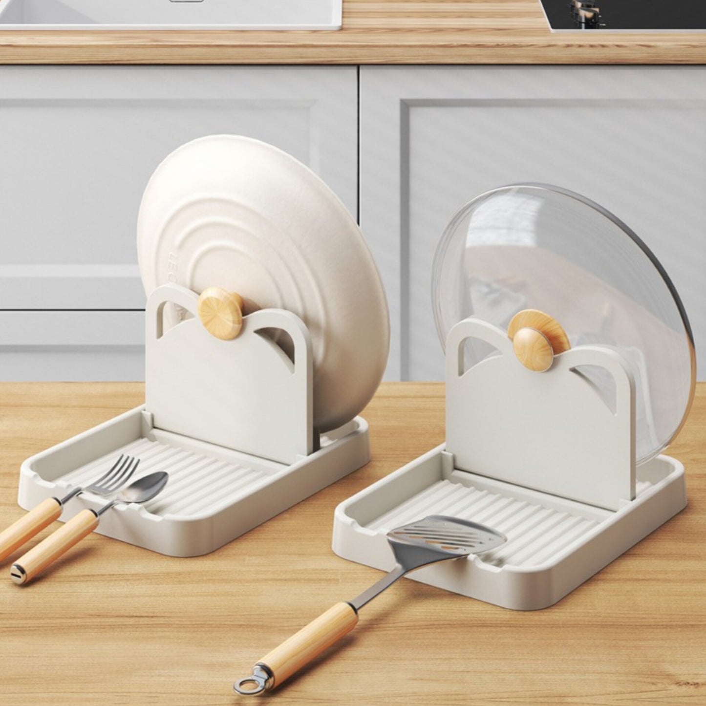 Lid/spoon holder