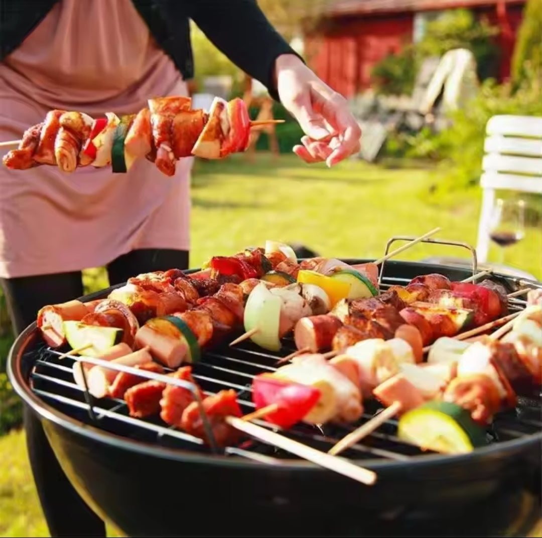 Metallic BBQ Grill with Triple Legs