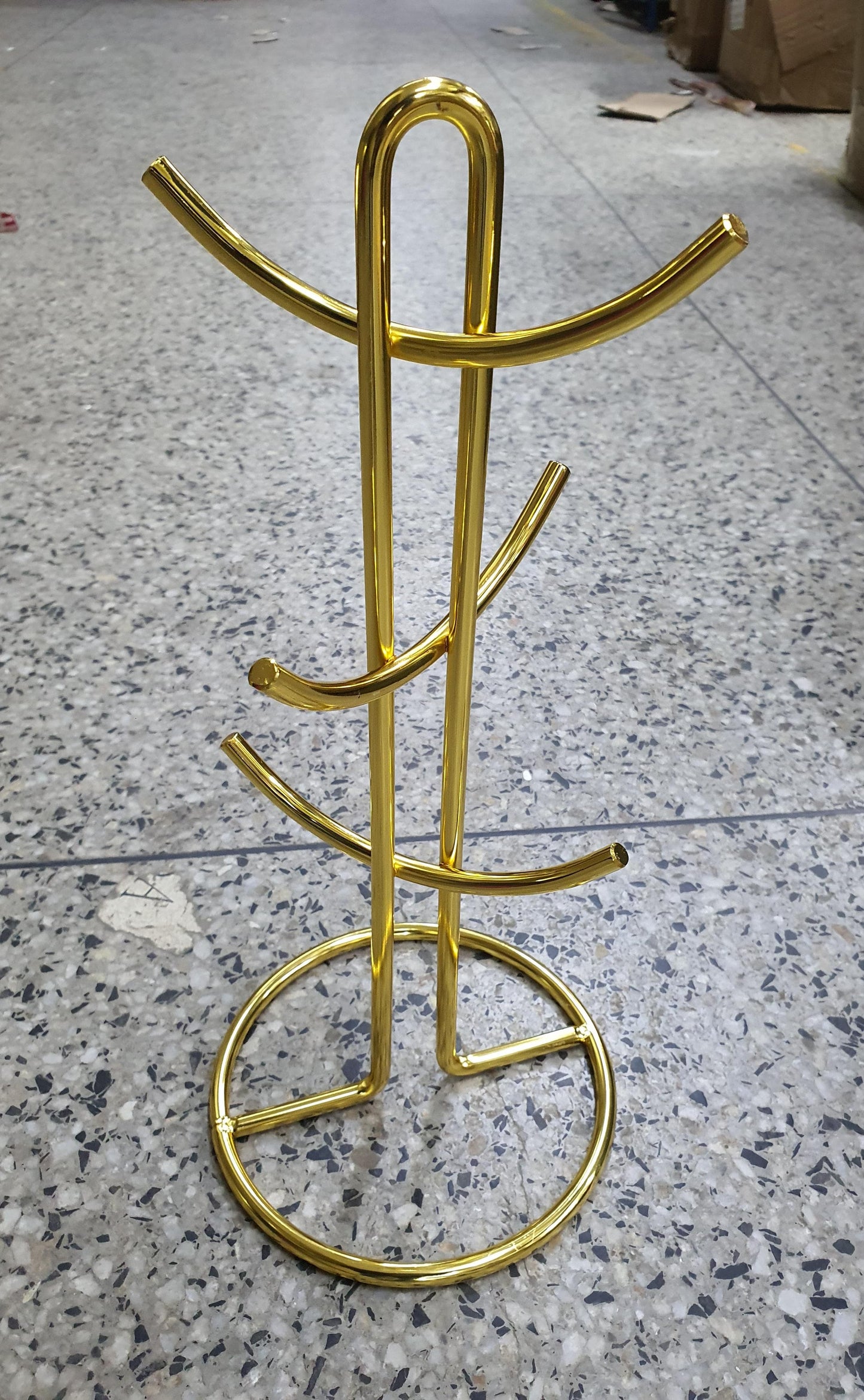 Stainless steel tree cup stand