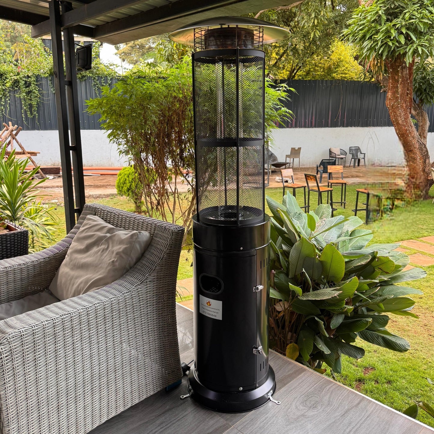 Cylindrical patio gas heater