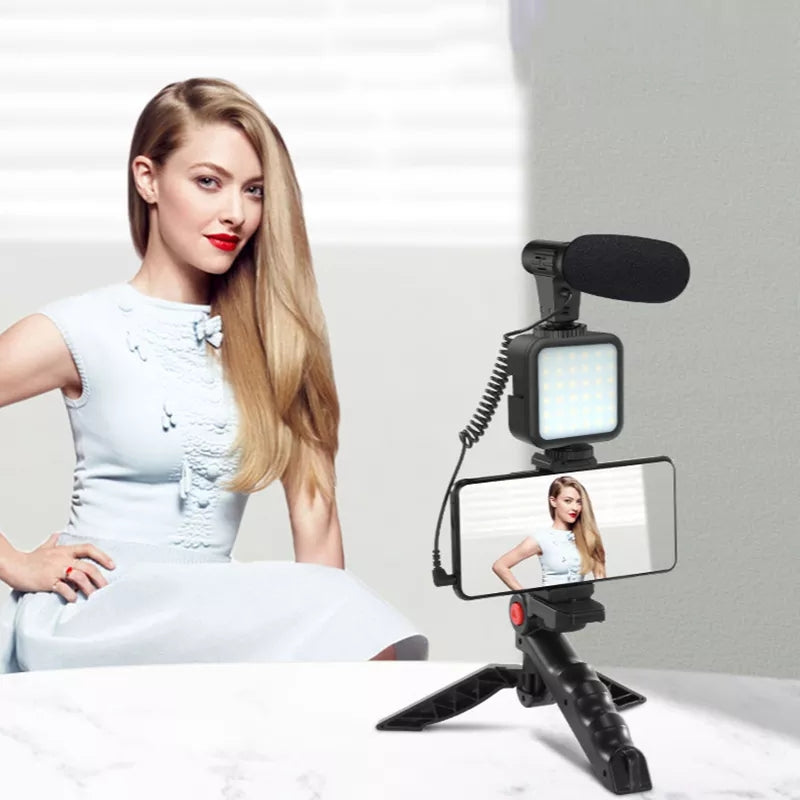 Mobile Phone Video Shooting Live Broadcasting Kit With Microphone