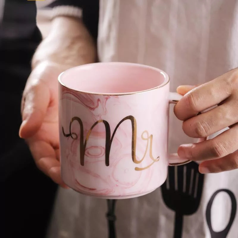 High Quality Couples Themed Tea Mugs