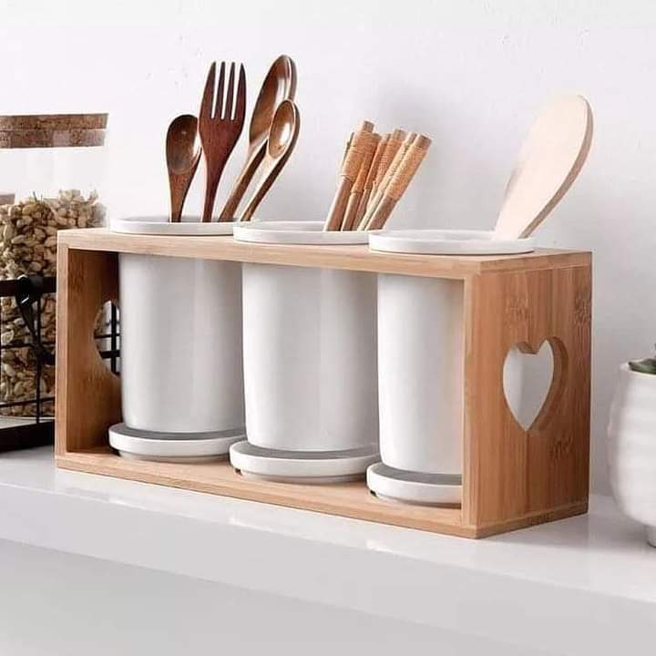 Ceramic cutlery organizer