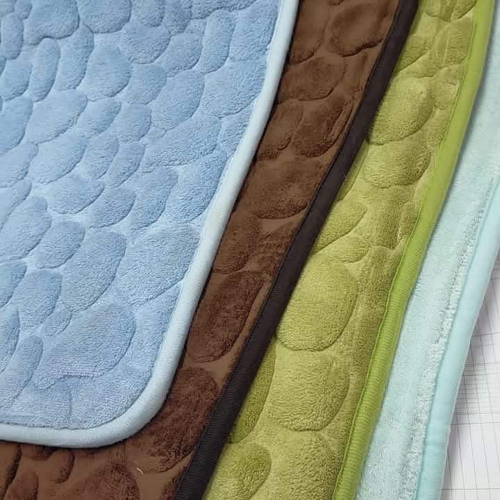 Memory foam bath mat