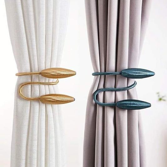 Curtain tiebacks/ holder