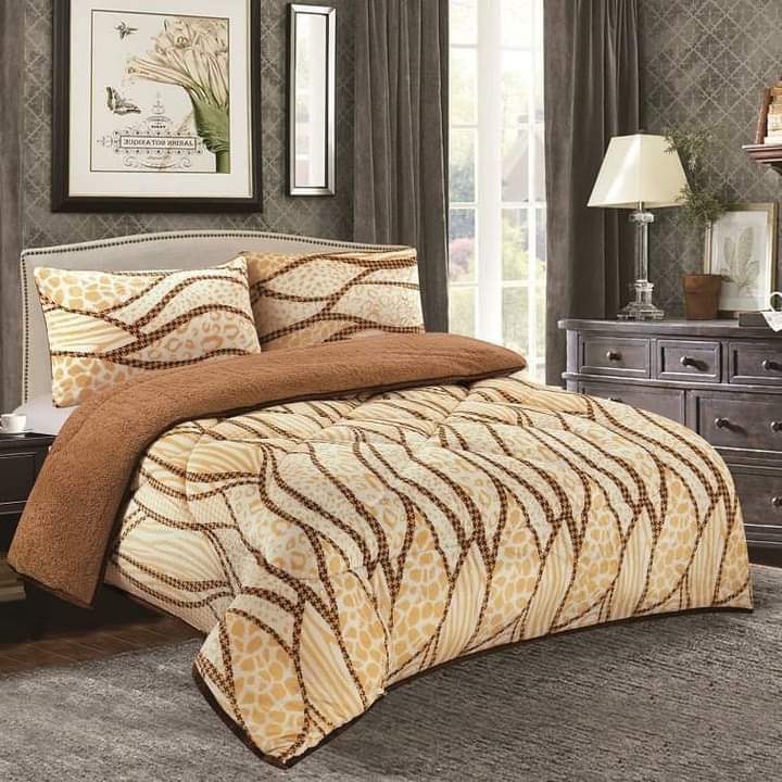 Single 5 by 6 Warm Woolen Duvet