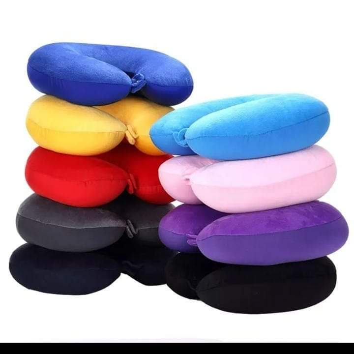 Neck traveling pillow