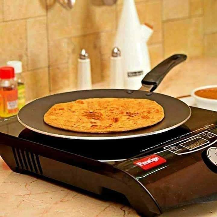 Flat non-stick chapati pan