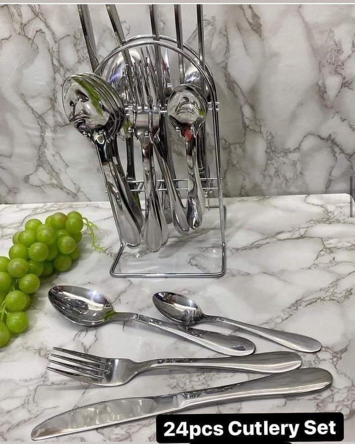 Heavy gauge 24pc cutlery set