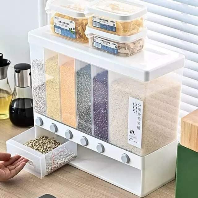 Multiple cereal dispenser