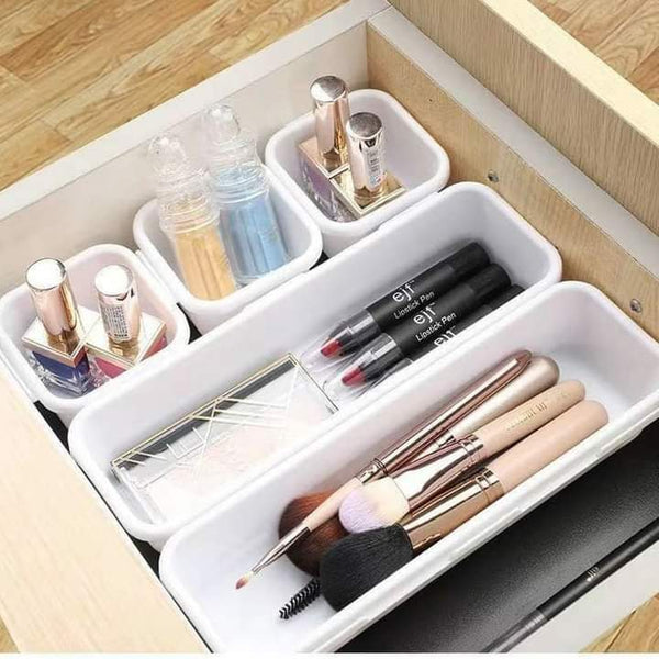 8 Piece Set Modular Plastic Drawer Divider and Organizer Trays