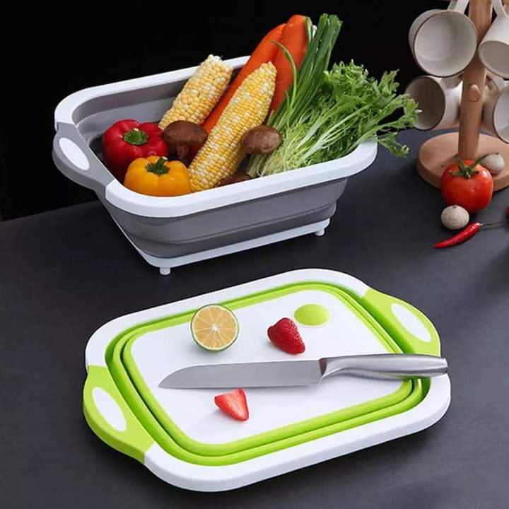 Collapsible chopping board