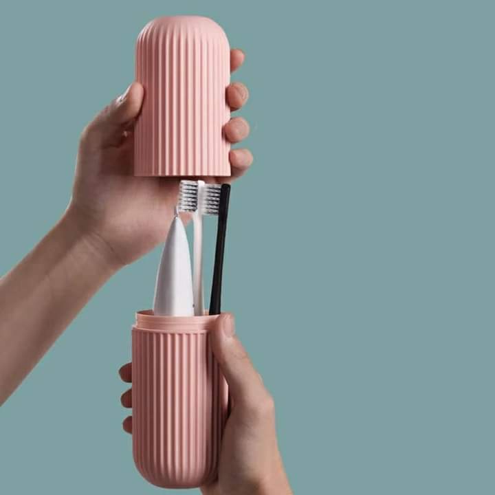 Travel toothbrush holder