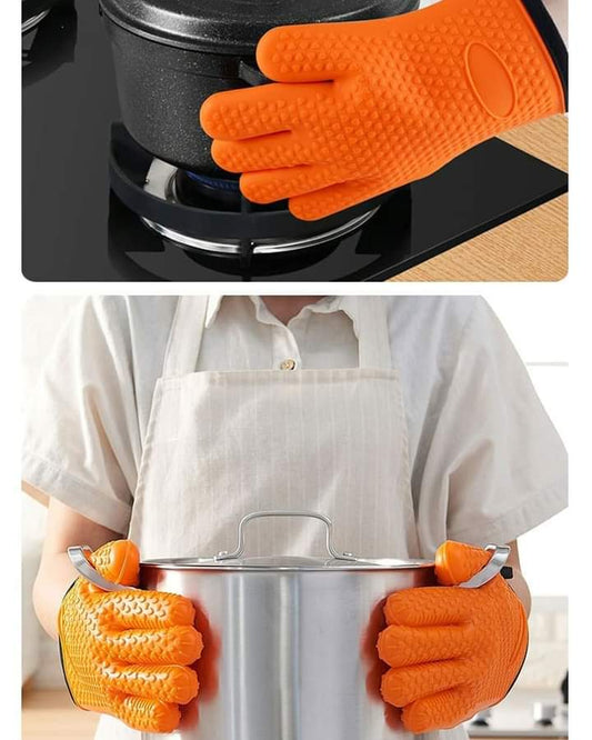 Silicone oven gloves