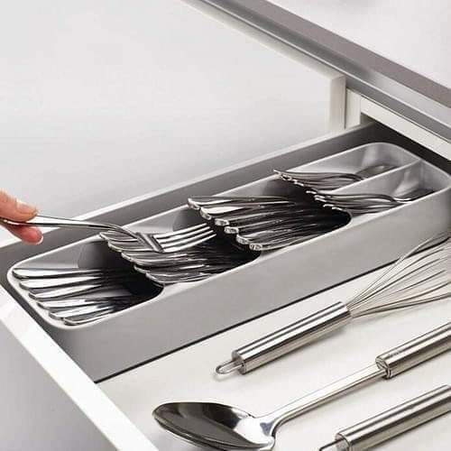 Cutlery organizer