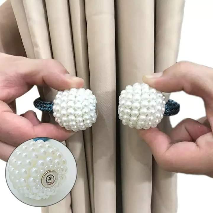 Magnetic pearl themed curtain holders