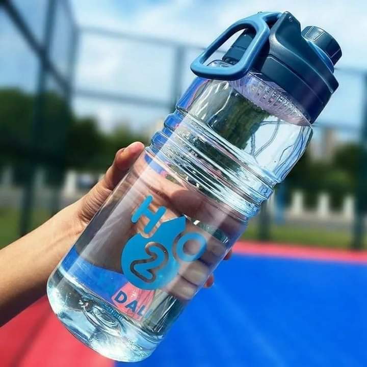 2600ml Water bottles