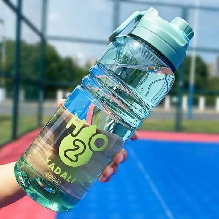 2600ml Water bottles