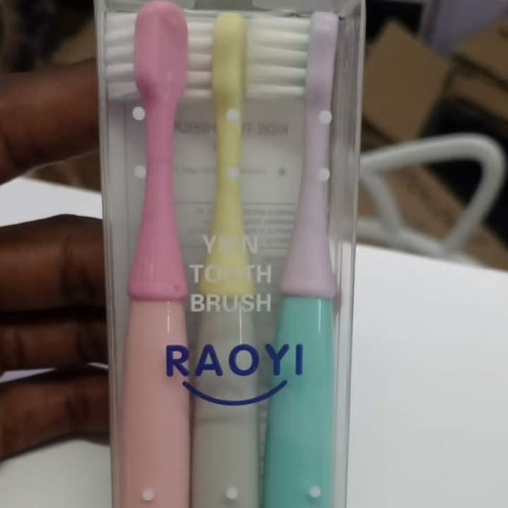 Baby bristled silicone toothbrush