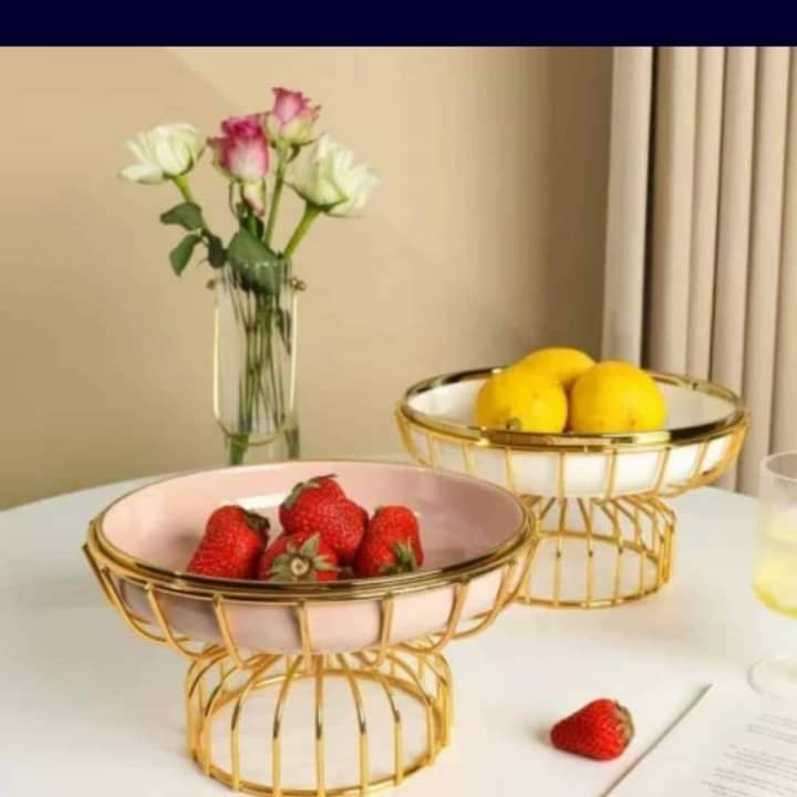 Ceramic fruit dish