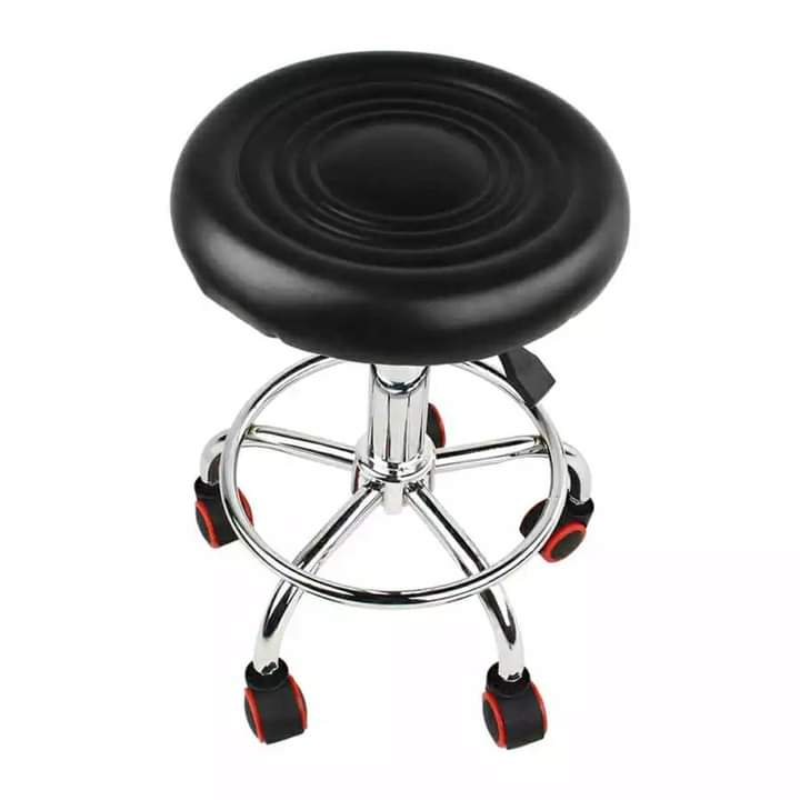 Swivel stool