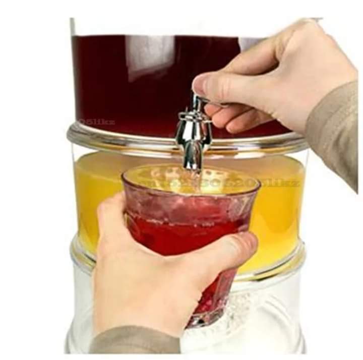 Acrylic juice dispenser