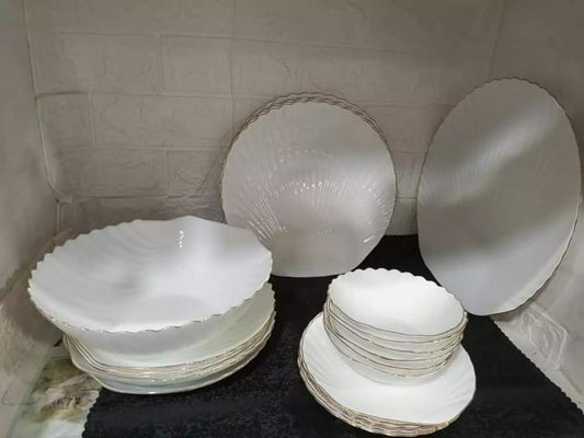 Shell dinner set