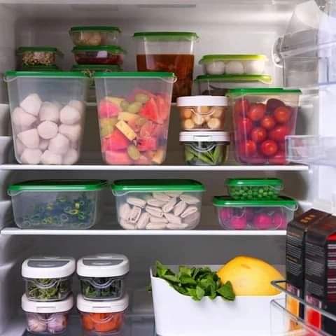 Crisper container set