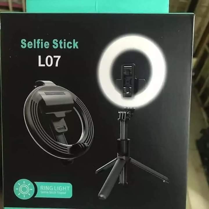 Ring selfie sticks