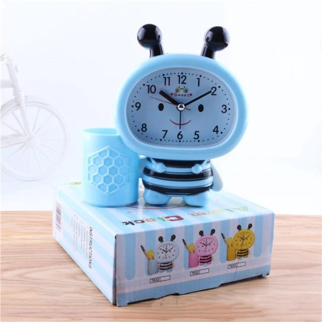 Hello kitty/busy bee table clock