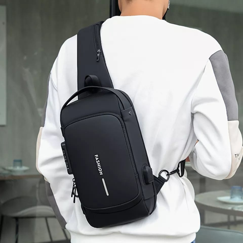 Anti-theft Usb Shoulder/Crossbody Travel Bag