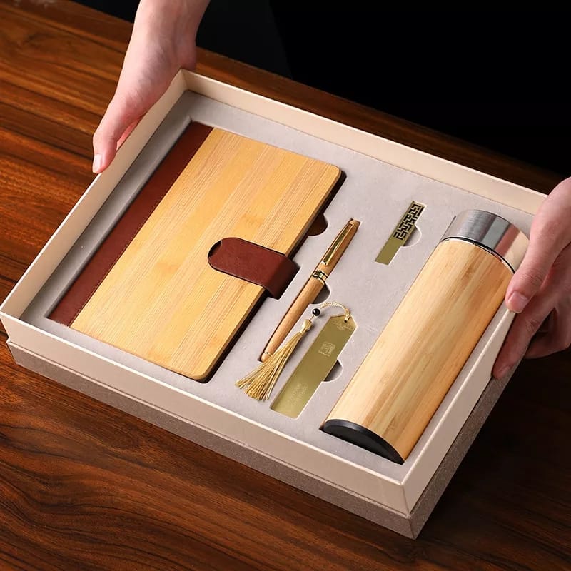 Wooden Classic Executive Gift Set