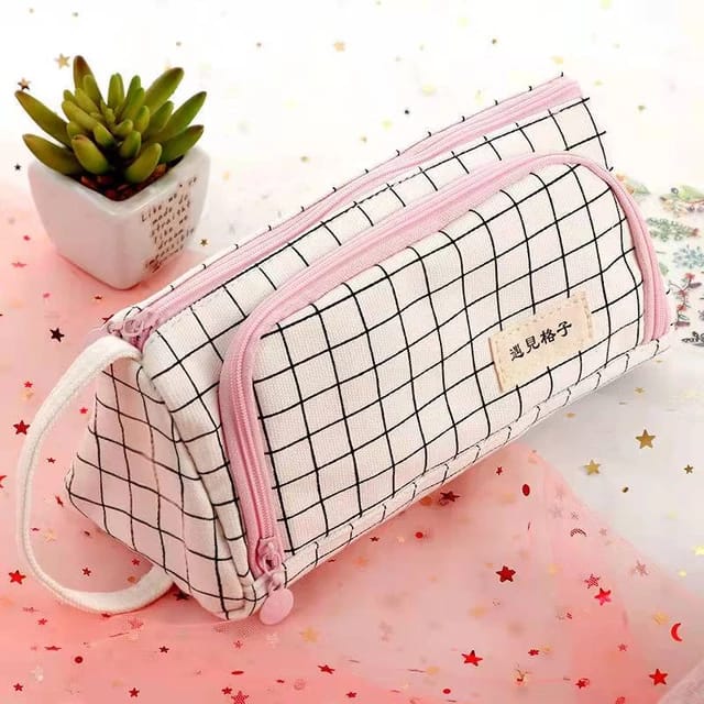 Multipurpose Makeup/Pencil Bag Pouch