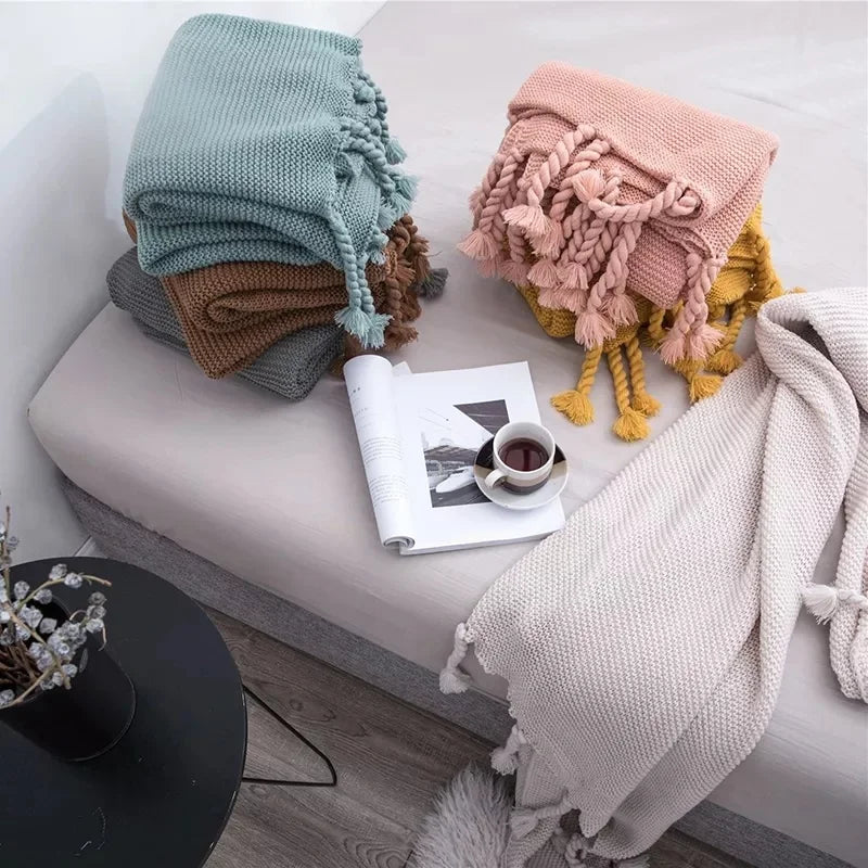 Super Soft/Warm Knitted Throw Blankets