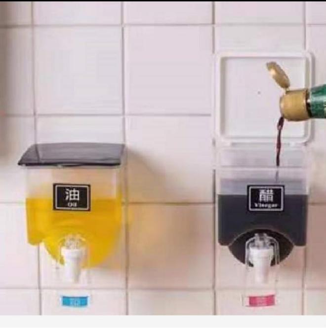 Quality wall mounted oil dispenser