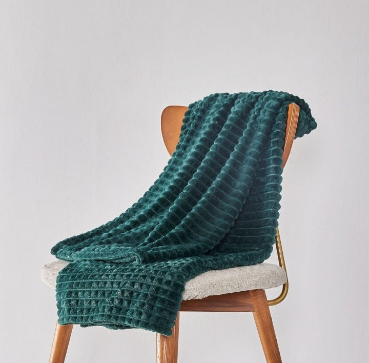 Super Cozy Throw Blankets