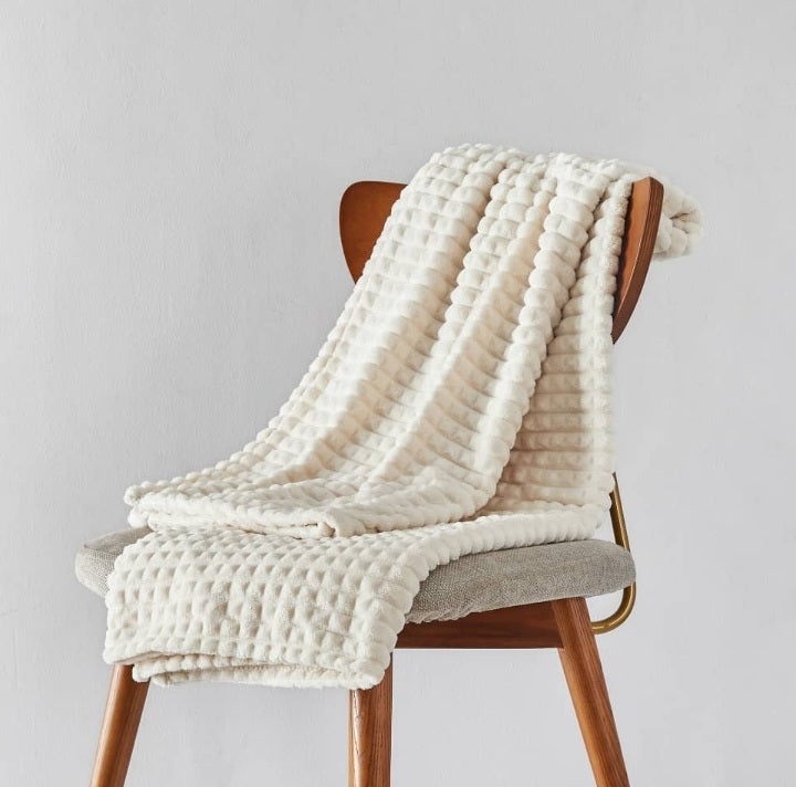 Super Cozy Throw Blankets