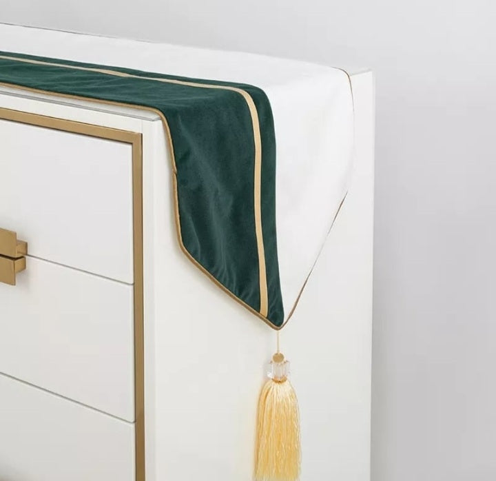 Luxurious Table Runner