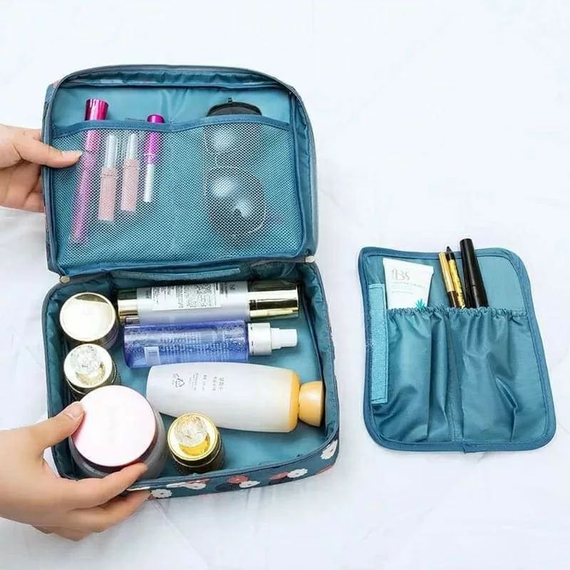 Travel Organizer/Makeup Bag