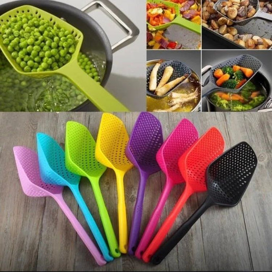 Plastic colander Spoon