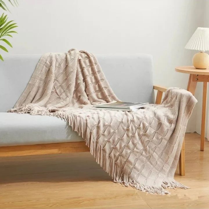 Note-Nordic Knitted Blanket