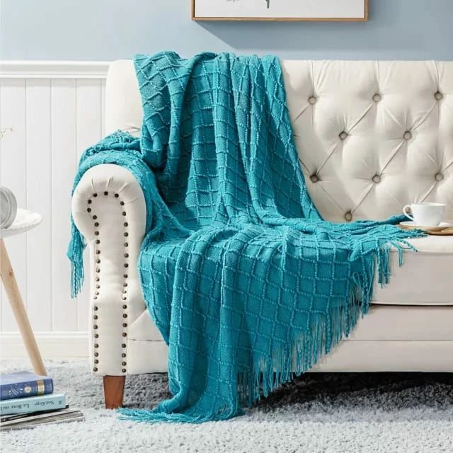 Soft Knitted Throw Blankets with Tassel
