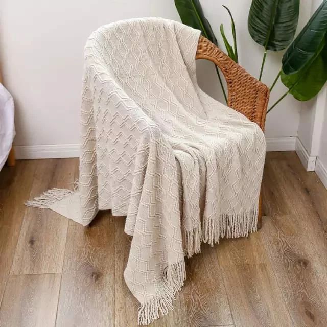 Soft Knitted Throw Blankets with Tassel