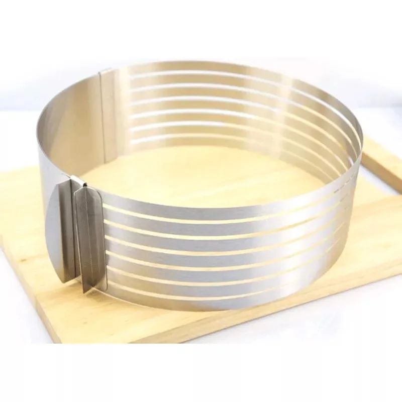 Adjustable Cake Slicer