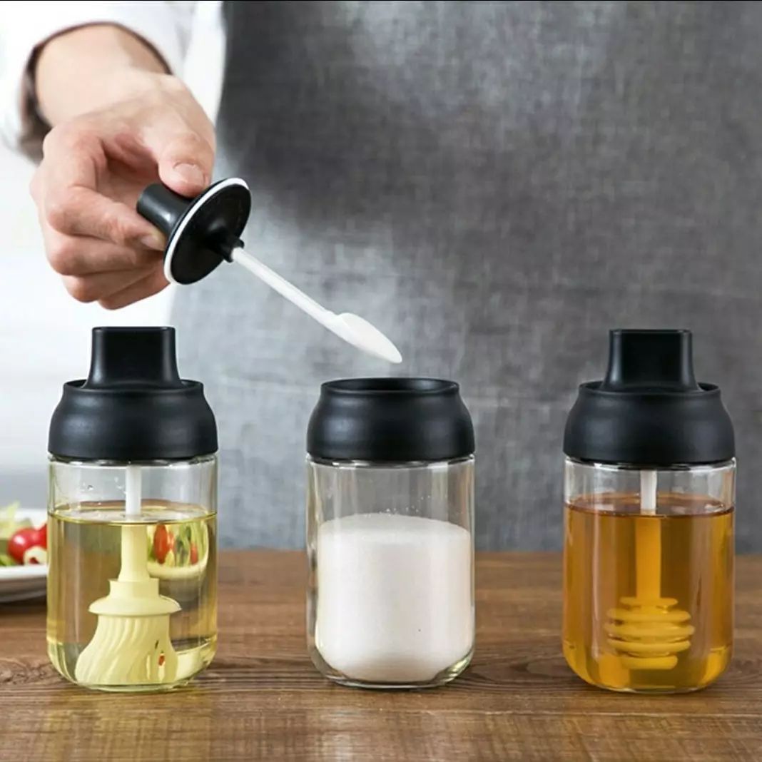 Glass spice jar