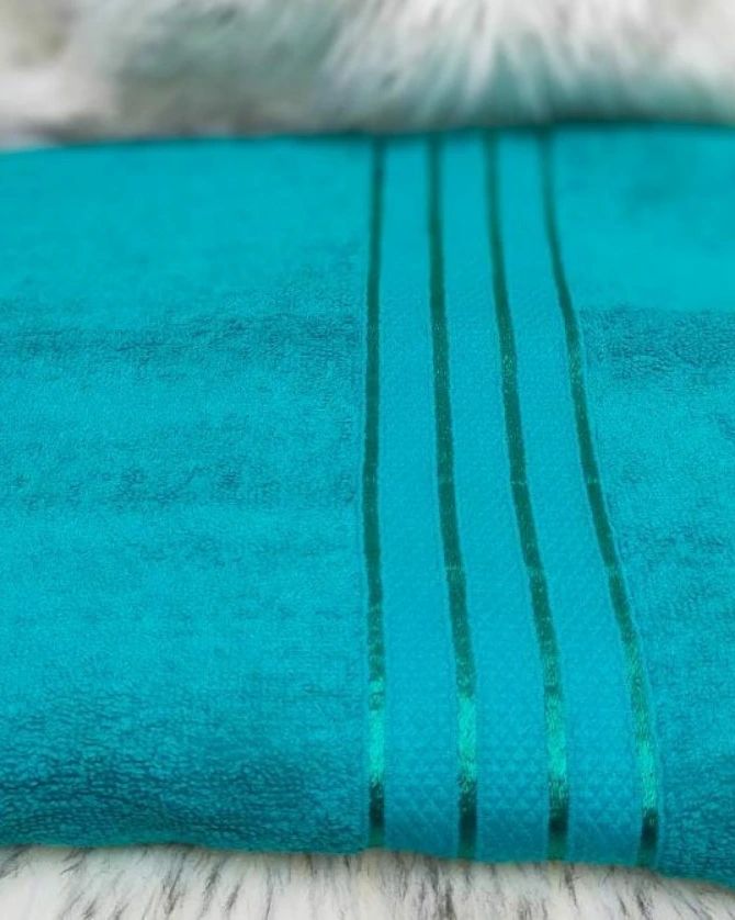 Large Cotton Coloured Towels