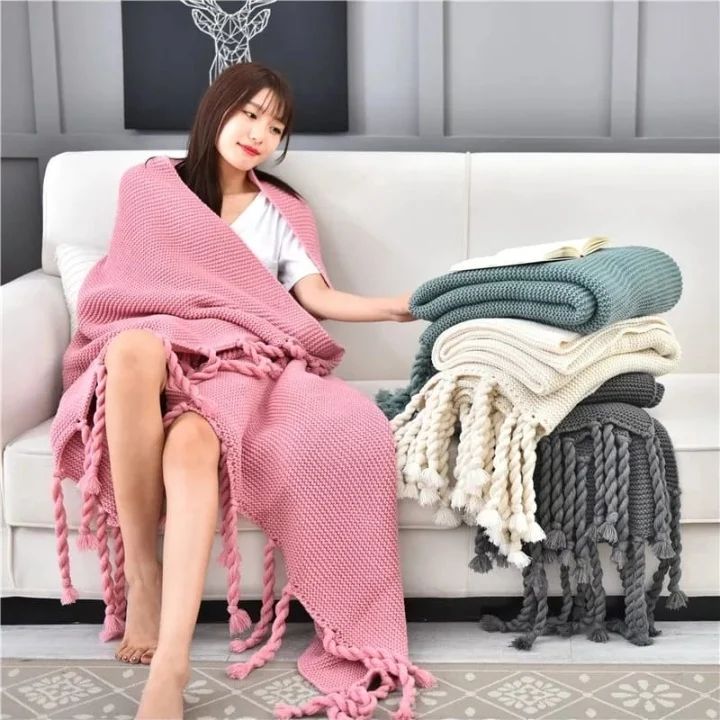 Super Soft/Warm Knitted Throw Blankets